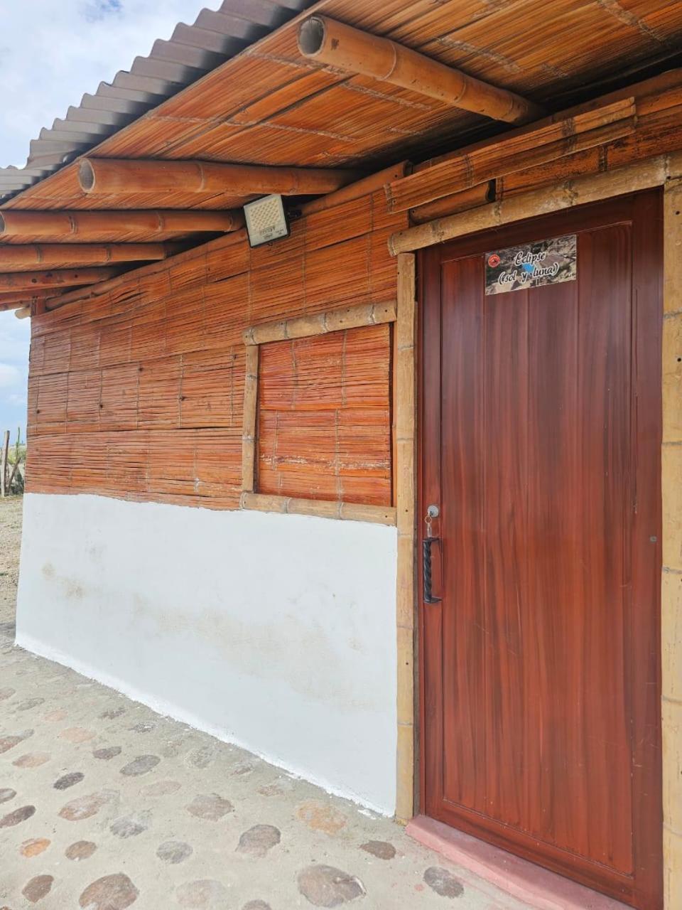 Estadero Los Hoyos Villavieja Eksteriør bilde